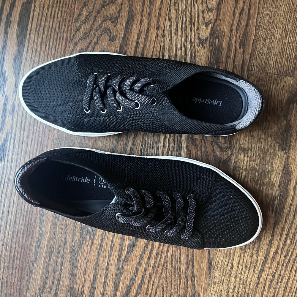 Life Stride BZEES Air Step Women’s Black Knit Low-Top Sneakers with White Trim